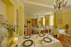 Le Manoir St Jean