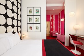 Hôtel du Petit Moulin, Haute Couture hotel by Lacroix