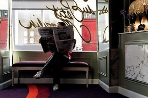 Hôtel du Petit Moulin, Haute Couture hotel by Lacroix