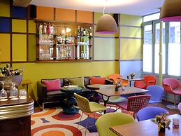 Hôtel du Petit Moulin, Haute Couture hotel by Lacroix