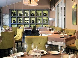 Mercure Brignoles Golf De Barbaroux