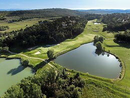 Mercure Brignoles Golf De Barbaroux