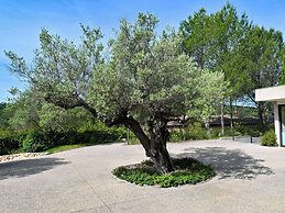 Mercure Brignoles Golf De Barbaroux
