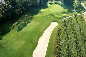 Mercure Brignoles Golf De Barbaroux