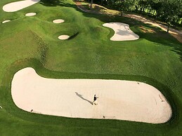 Mercure Brignoles Golf De Barbaroux