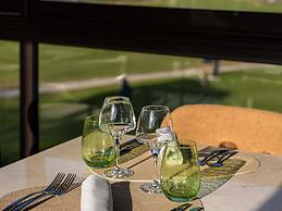 Mercure Brignoles Golf De Barbaroux