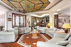 Hotel Stefania Boutique Hotel by the Beach