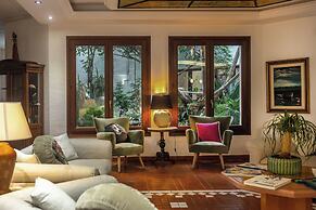 Hotel Stefania Boutique Hotel by the Beach