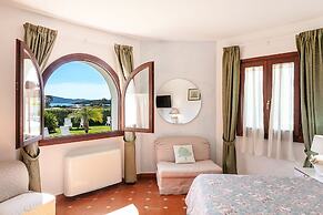 Hotel Stefania Boutique Hotel by the Beach