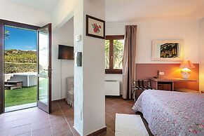 Hotel Stefania Boutique Hotel by the Beach