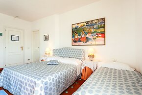 Hotel Stefania Boutique Hotel by the Beach