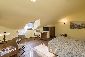 La Darsena Boutique Hotel & Restaurant