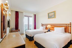 Om Kolthoom Hotel & Tower