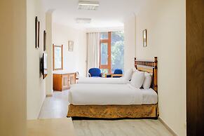 Om Kolthoom Hotel & Tower