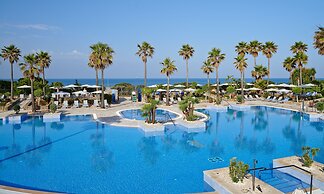 Hipotels Barrosa Palace & SPA