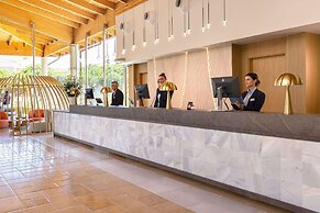 Hipotels Barrosa Palace & SPA