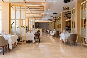 Hipotels Barrosa Palace & SPA
