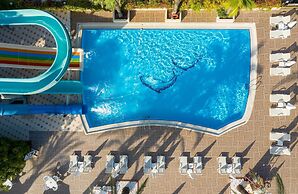Aydinbey Famous Resort - Ultra All Inclusive