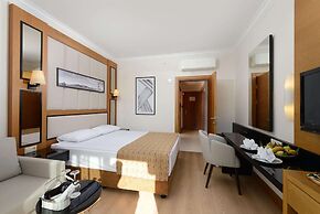 Aydinbey Famous Resort - Ultra All Inclusive