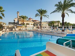 Aydinbey Famous Resort - Ultra All Inclusive