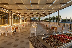 Aydinbey Famous Resort - Ultra All Inclusive