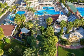 Aydinbey Famous Resort - Ultra All Inclusive