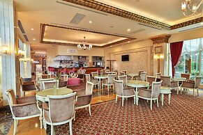 Crystal Palace Luxury Resort & Spa - All Inclusive