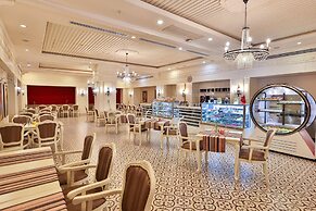 Crystal Palace Luxury Resort & Spa - All Inclusive