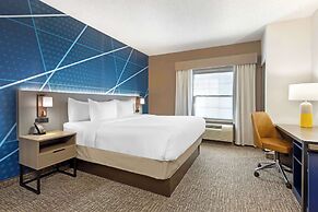 Comfort Suites East Brunswick - South River