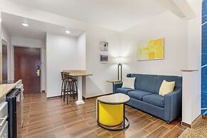 Comfort Suites East Brunswick - South River