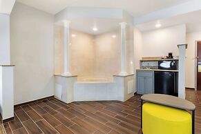 Comfort Suites East Brunswick - South River