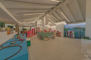 Playa Esperanza Resort