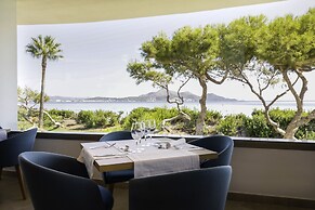 Playa Esperanza Resort