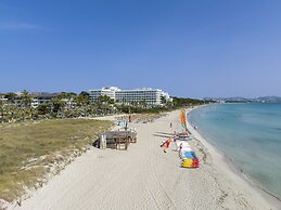 Playa Esperanza Resort