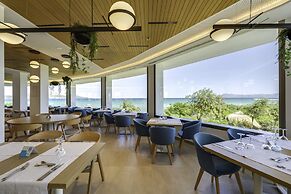 Playa Esperanza Resort