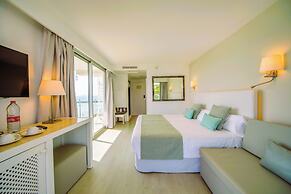 Playa Esperanza Resort