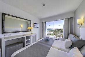 Playa Esperanza Resort