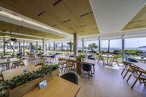 Playa Esperanza Resort