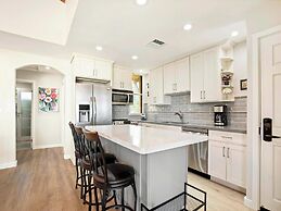 Wailea Elua- CoralTree Residence Collection