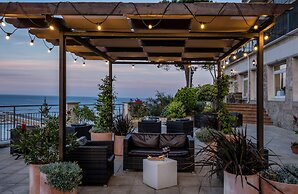 Hotel Montjoi
