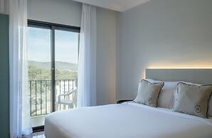 Hotel Montjoi