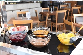 Athina Airport Hotel