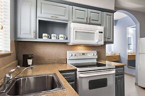 Days Inn & Suites by Wyndham Houston Hobby Airport