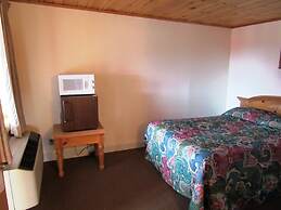 Traveler's Lodge