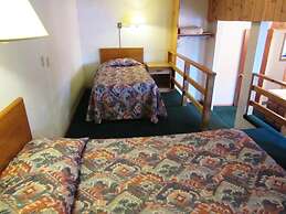 Traveler's Lodge