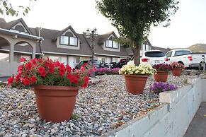 Best Budget Inn and Suites