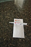 Best Budget Inn and Suites