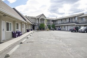 Best Budget Inn and Suites