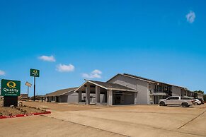 Quality Inn Madisonville