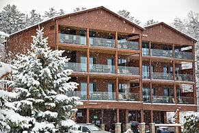 Lodges At Cresthaven